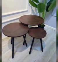 طبلات ثلاثية • خشب • رجل حديد مودرن