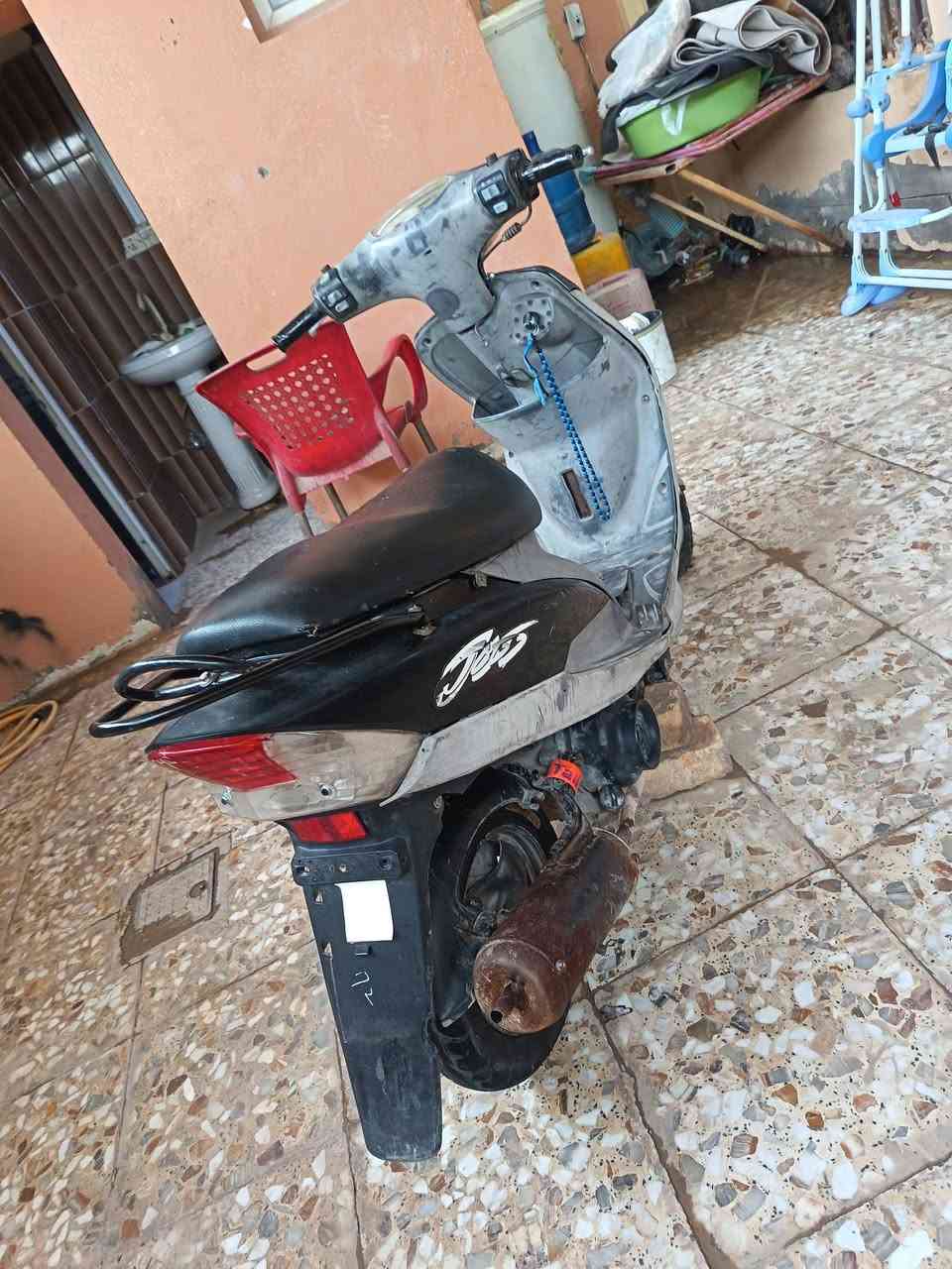 سلام عليكم للبيع ماكس منغولي بلاد ما مفتوحه نكره ختم واحد سلف كهربائيّة شغاله جاهزه سعر ٦٠٠ وبيه مجال قليل شراي يجي خاص او يتصل مكاني ديوانيه رقمي ***********
