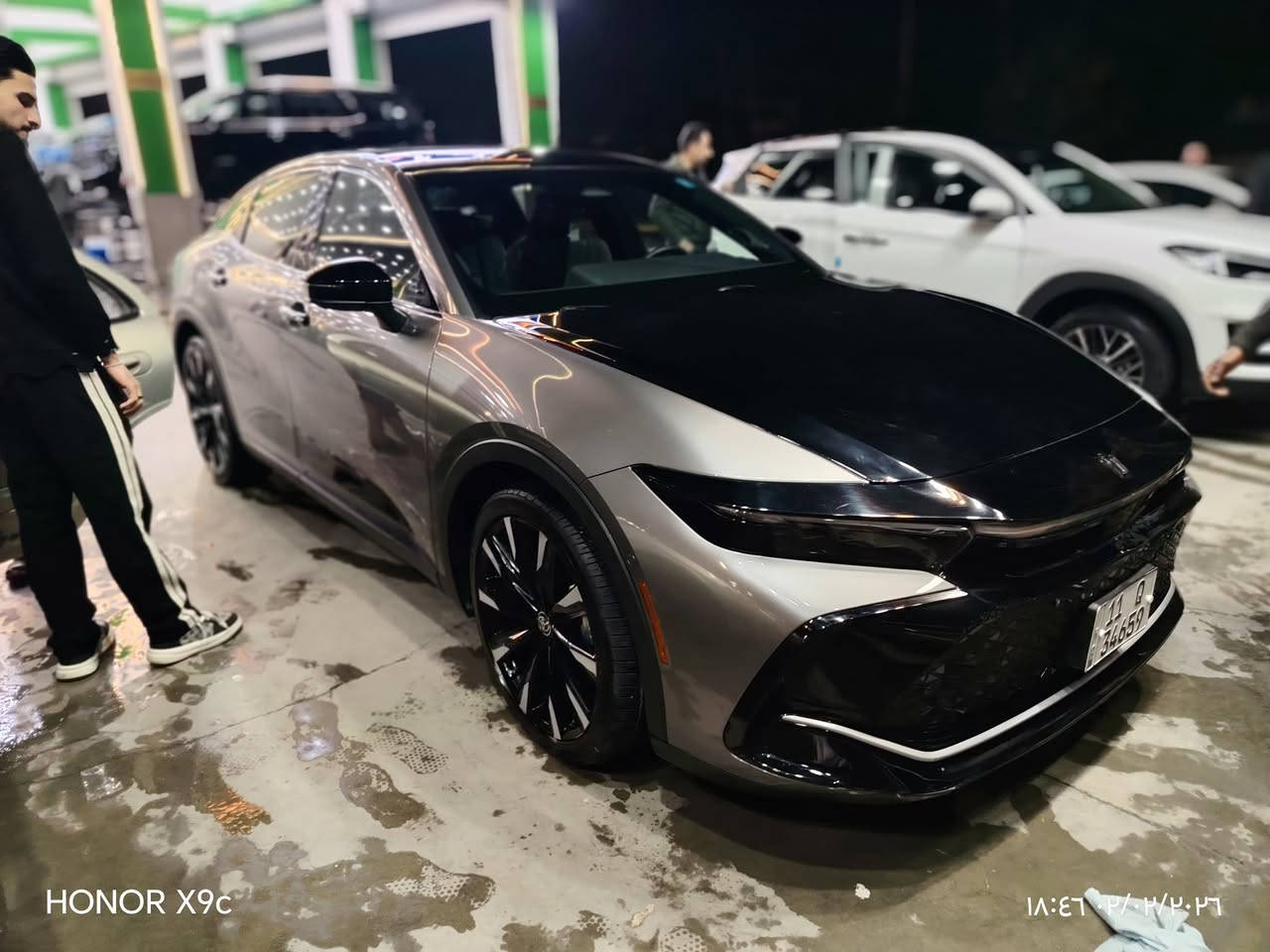 ويوتا كراون بلاتينيوم 2023
لعشاق الفخامة والتميز،  وارد أمريكي 🇺🇸 ملكة الطريق بحلتها الأجمل..
السيارة غنية عن التعريف، فئة Platinum (أعلى فئة) وبأرقى دمج للألوان ( ملكي مع سقف أسود)، و

 تفاصيل السيارة:
• 
• المسافة المقطوعة16 الف حادث فقط بنيد  مكاني حي جميله بغداد السعر 350 وبيها مجال تبديل دهن جديدا من شركه SAS وبيها فحص سياره رقمي  ***********
