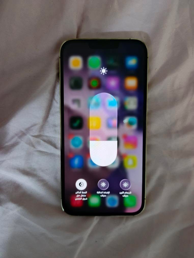 السلام عليكم ايفون 13 pro max للبيع أمريكي  وتر بروف  ذاكرة256البطاريه 83 بلادي ممبدله النضافه100/100 الجهاز مكفول ممبدل بي شي السعر  750وبي مجال قليل  كامل ملحقاته رقم الهاتف   *********** .
