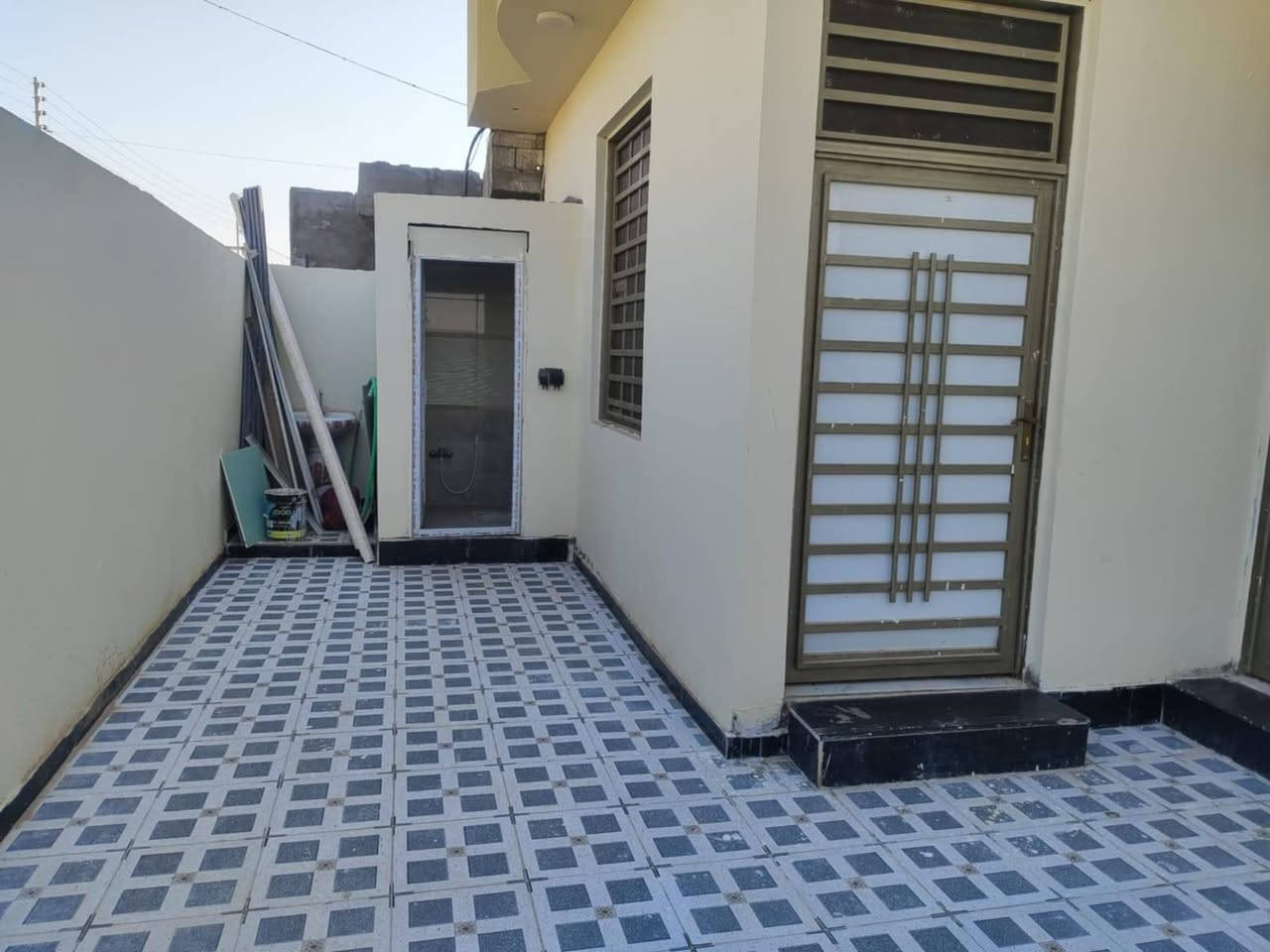 اعلان🏠 اعلان 🏠 اعلان 🏠
✅ يعلن مكتب عقارات فدك ✅

💯دار  للبيع المساحة 160متر في
شط العرب _الجزيرة
   شارع زين العابدين 
قرب مدرسة المنهاج الامثل💯

متوفرة كافة الخدمات ماء كهرباء تبليط اناره  

يحتوي

٢غرفة _ديوانية _هول _مطبخ _صحيات

السعر 87 مليون

بناء جديد 2025

جنس العقار طابو ملك صرف زراعي

للإستفسار
***********
***********
