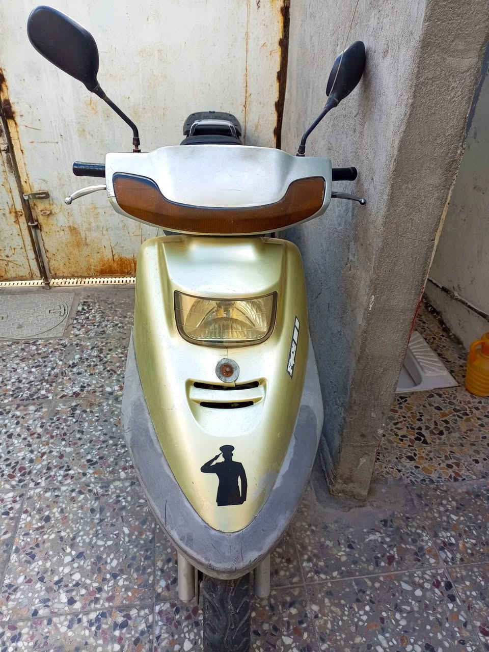 دراجه فضائي مكينه فراشه الدراجه كامله كهربائيات دبلات جديدة باتري جديد بيه كرنك  للبيع السعر خاص هاتف ***********
