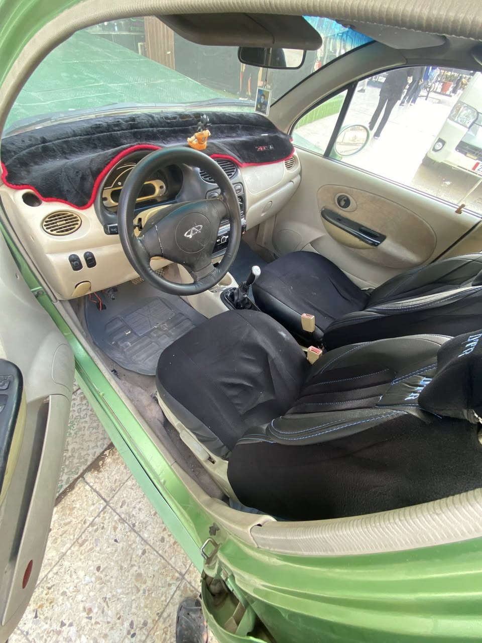 شيري كيو كيو 2010 للبيع 🚗
رقم إنكليزي
تحويل ثاني يوم
السعر ٢٥ ورقة 
اقتصادية جداً بالوقود ⛽
رخيصة وقطعها متوفرة
سيارة عملية ومناسبة للمدينة
تواصل ***********
