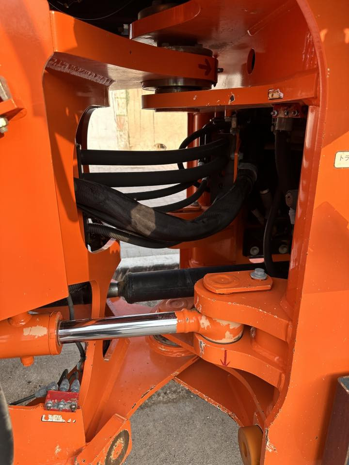 شفل كاوسكي 70-z7موديل 2018
محرك كمنز كفاله عامه 
للستفسار ***********
