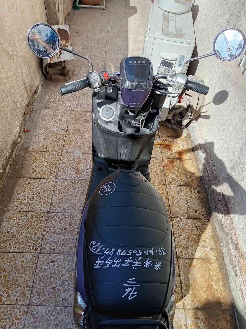 سلام عليكم شباب دراجه بوليس مصطره حديث كفاله كفر ومكينه دراجه حلوه ومرتبه بيه كامله العنوان كوت رقم التلفون ***********اتصل وبيك خير ودلل
