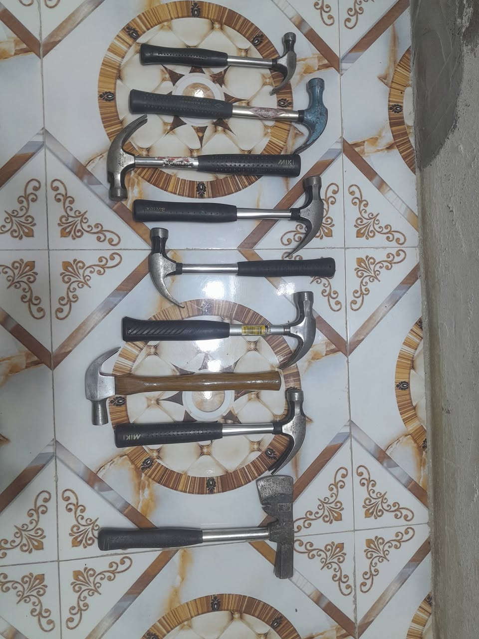 جواكيج نجارة مال باله اصليات ياباني والماني 
وامريكي وانكليزي وسويدي سعر خاص


**إذا كنت صاحب هذا الإعلان وتريد حذفه لأي سبب، رجاءا أرسل رسالة إلى الدعم الفني**