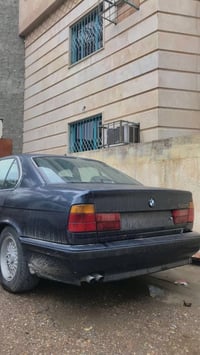 بي ام 525i • ١٩٩٠ • محرك V6