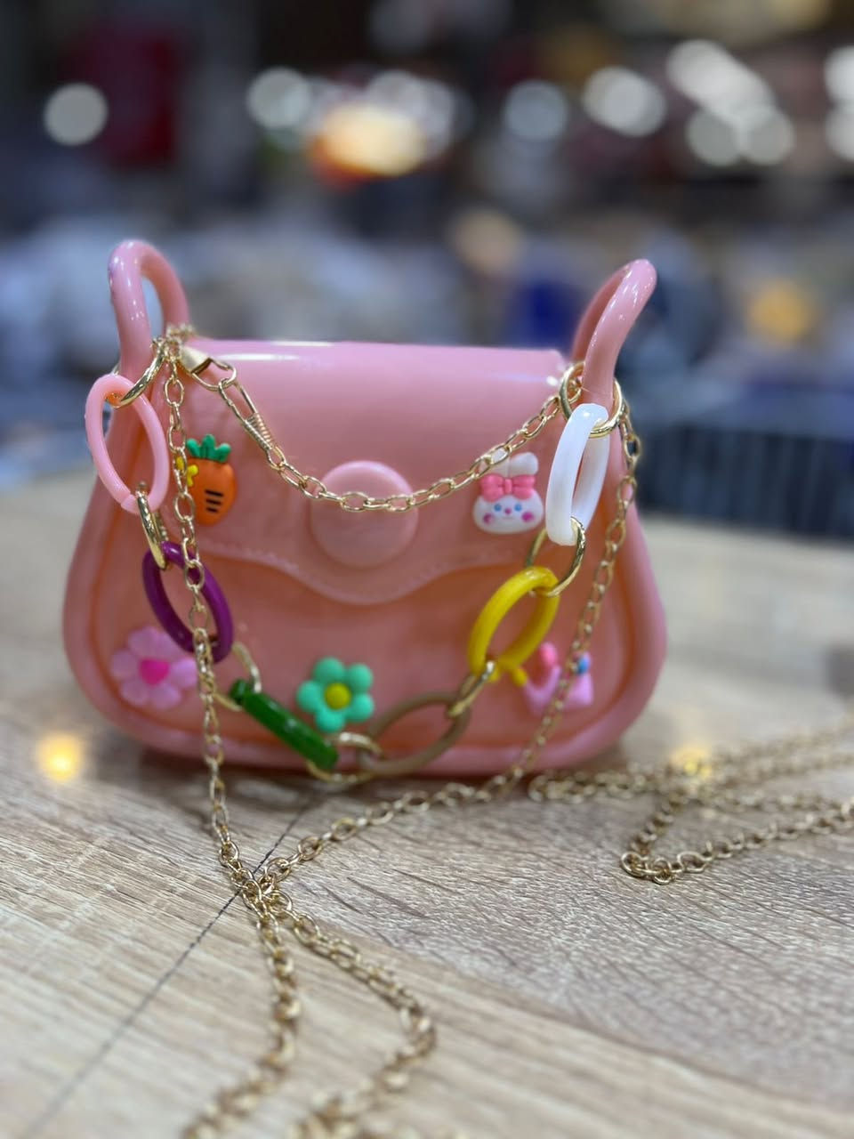 سلام عليكم انواع حقائب بأسعار مناسبة 🔥جمله فقط ويجب ان لايقل عن درزن 
يوجد توصيل 🚚 لكل محافظة عراق 
للحجز واستفسار على واتساب ***********
يوجد ليدينا قنات تلكرام للمتابعه موديلات جديده https://t.me/ifitxktitittfofoog
