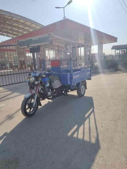 ستوته جمره موديل 2023 للبيع بسمي  رقم انكليزي سنويه 2028 تخم تاير جوبلس محرك برغي واحد مامفتوح السعر مليونين و650  وبيها مجال قليل اتصل وبيك خير وتدال مكاني كوفه حي ميسان ***********
