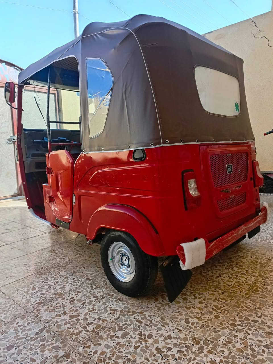 سلام عليكم تكتك 22 شهر 7 رقم وسنويه تكتك كشره كفاله مكينه بس بستم  دوشمه تخم تاير جبلي   مسجل هورنات بوش صلي  تكتك جديده  السعر 9له ربع وبيهه مجال  الطيبين  العنوان ميسان قضاء المجر الكبير المو شراي لحد يخابر ويكلي شبيهه ما بيهه التصال الرقم 
‏‪0782 458 7380‬‏  @إشارة  خاص ما متواجد
