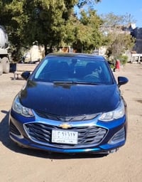 شوفرليت كروز موديل 19 امريكي باسمي. السيارة محرك 1400تيربو. حادثهة سطح...