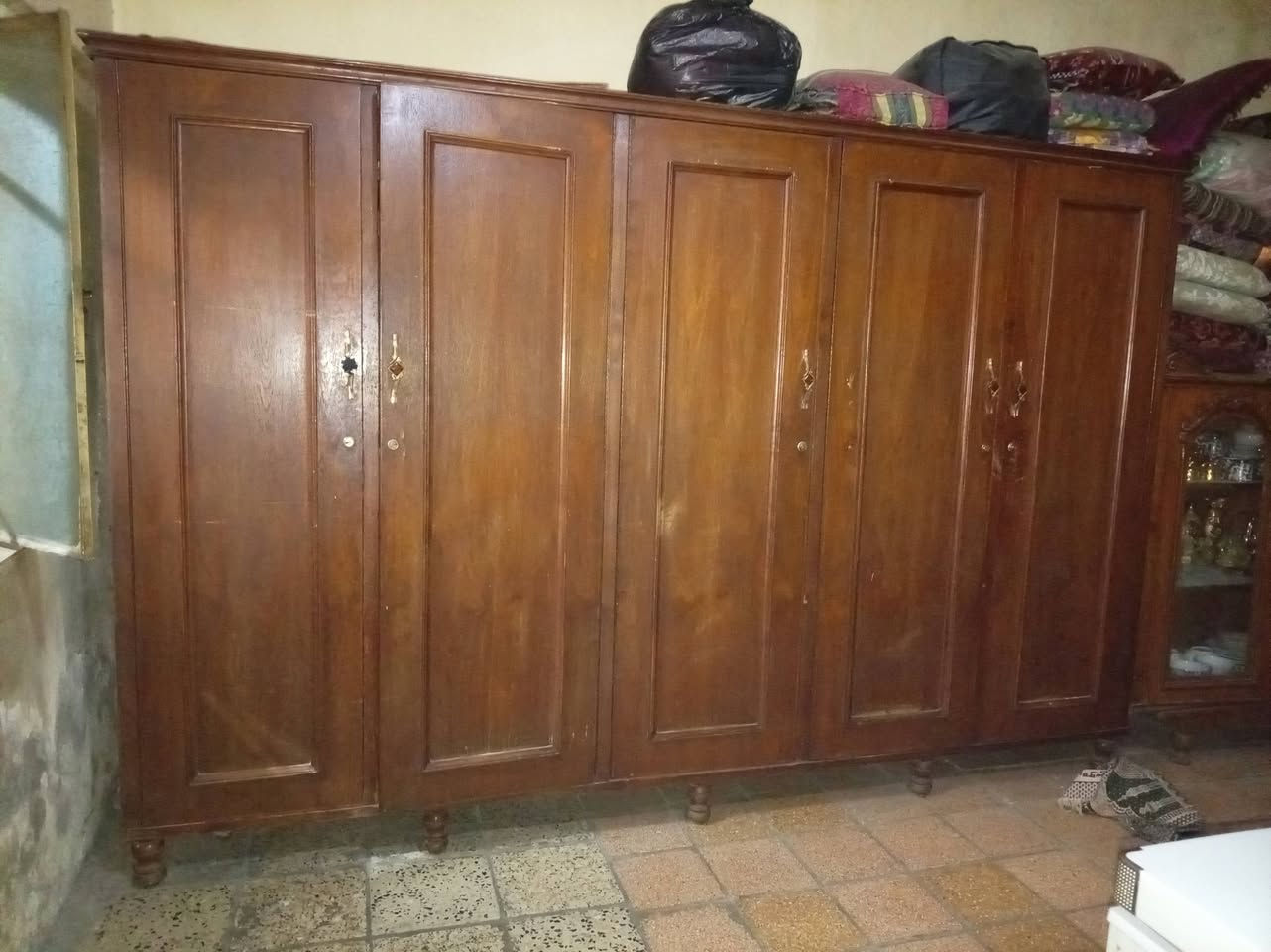 كنتور صاج داخل وخارجة صاج من القديم الثقيل ابو 10 رجلين
فقط يحتاجلة ضهر داخلة نضيفه كلش
مكاني مدينة الصدر قطاع 61


**إذا كنت صاحب هذا الإعلان وتريد حذفه لأي سبب، رجاءا أرسل رسالة إلى الدعم الفني**