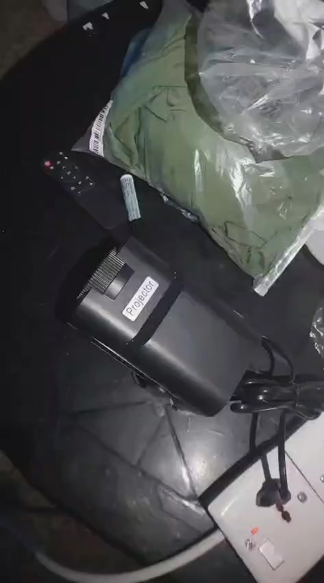 السلام عليكم شلعه داتا شو ٤ قطع بس اكو خلل بقطعه موجود بلمقطع  شلعتهن ١٢٠ مع التوصيل


**إذا كنت صاحب هذا الإعلان وتريد حذفه لأي سبب، رجاءا أرسل رسالة إلى الدعم الفني**