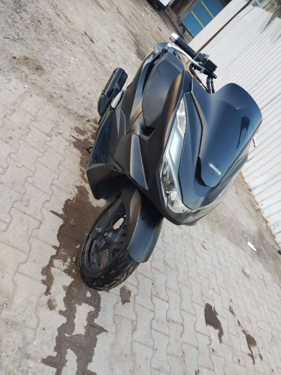 السلام عليكم بيسي كس جيل 4
دراجه رمبه كلش نضيفه لون اسود 
فول حساس زدحام ستان كهرباء 
حساس دزحلق دراجه مكفوله من كلشي 
بصمه دكمتين وارد كوري سعر 18 
بيه مجال مكان مدينه الصدر 
رقم ***********
