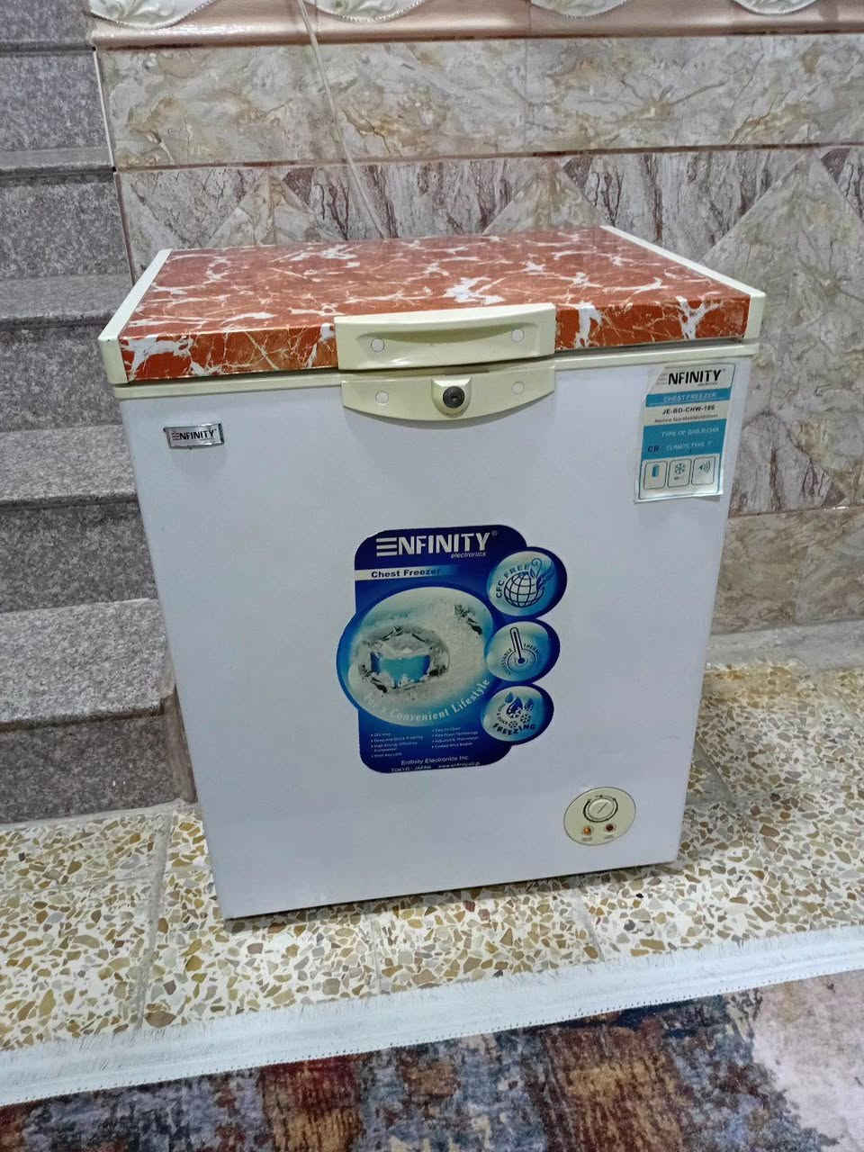 مجمدة صغيرة للبيع السعر 125 وبيها مجال  للاستفسار  ***********
