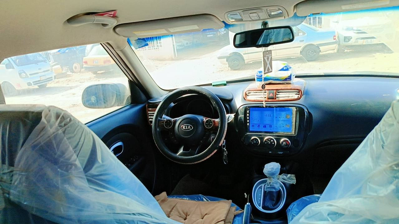 كيا صول موديل 16 معروفة موصفاتة
مكينة 1600 تخم تاير جديد 👉
باتري جديد حدادية امامي خلفي جديد 👉
رقم بغداد انكليزي بسمي مداور ثاني يوم 👉
حادثهة بالكصة مال بنيد بدون ايرباك 👉
سيارة مال بيت جديدة بمعنة الكلمة 👉
 مكاني ديوانية دور النسيج 👉
رقم الهاتف ***********📞
