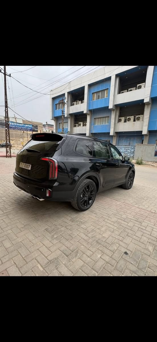 كيا تيلورايد 2023 SX XLIn
1-حجم المحرك 6 سلندر 3800. 

2-عداد المسافة 40 الف كيلو وليس ميل

3-بصمة ابواب وتشغيل عن بعد. 

4-زينون عالي ناصي آصل. 

5-فتحة سقف. عدد٢

6-رادر جانبي مانع اجتياز. 

7-فور ويل درايف 

8-تحديد مسار. 

9-كامرات محيطية. 

10-حساس حلفي. 

11-شاشة كبيرة مع كامل ايعزتها. 

12-تدفئة+تبريد الكراسي الامامية. وخلفيه

13-تحكم ستيرن جهيتن. 

14خزن ميموري متكامل 

15-حساس خلفي. 

16-سستم صوت متكامل. 

17-كنترول تبريد خلفي منفصل. 

18-كشن سياحي. Vip. 

19-رادر محيطيه 360 درجه 

20-الكراسي الامامية كهرباء. 

21- ٧ راكب ٣ قطع تبريد. 

22-اشاير مري قابلة للطيء. 

23-مقاعد جلد حار بارد

24- خمس كامرات

25- وباقي الموصفات المعروفة في فئة SX XLIn 

السياره فول  مواصفات  

الضررر: جانبي مبدل فقط جاملغ امامي جهه السايق والبقيه مصبوغ ع كدهن

مكان السياره بابل المسيب

 السعر 288 $ وبیها مجال 

———————————————————————

للأستفسار اكثر واتساب. ***********
