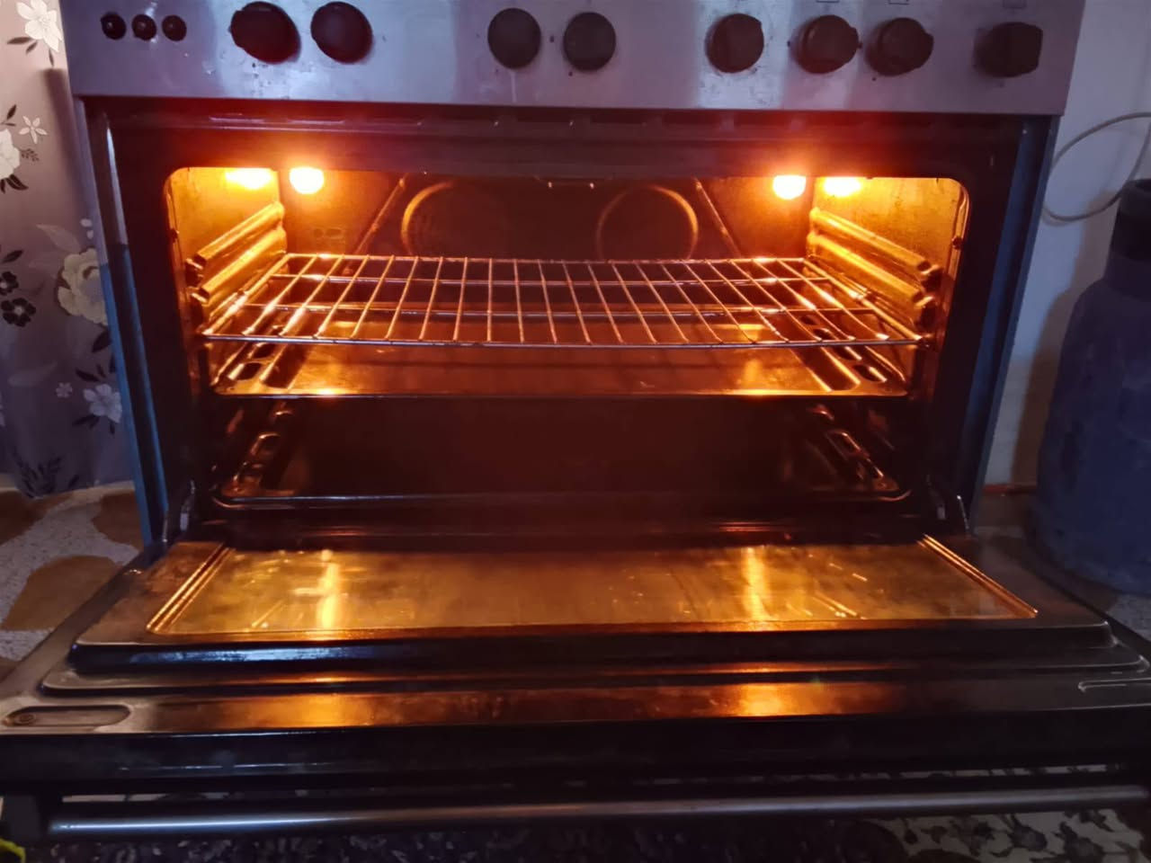 170بي مجال


**إذا كنت صاحب هذا الإعلان وتريد حذفه لأي سبب، رجاءا أرسل رسالة إلى الدعم الفني**