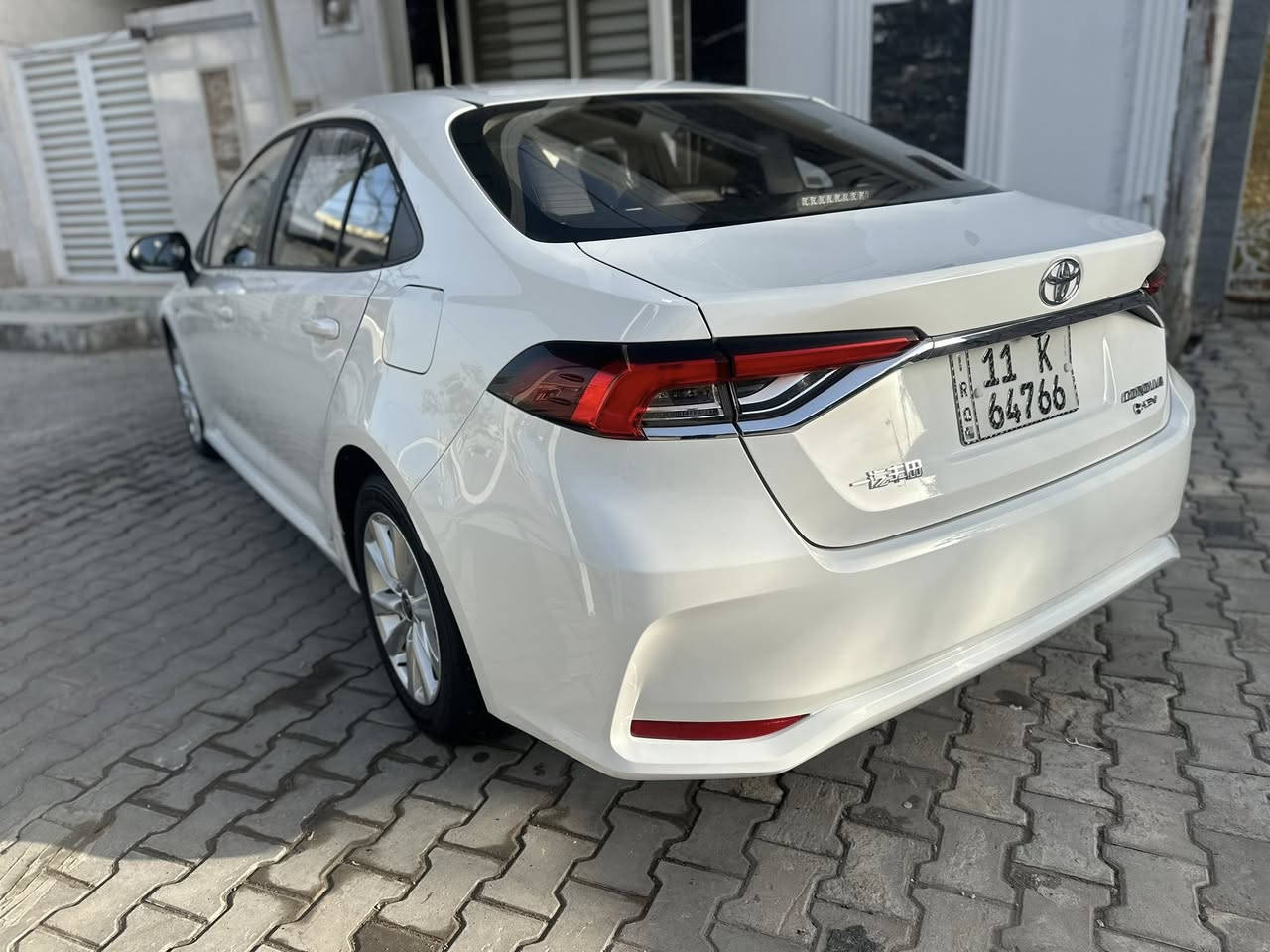 للبيع
تويوتا كورولا 2025 هايبرد – شكل خليجي

🔹 رقم بغداد
🔹 سيارة كفالة عامة – مكفولة من الشخط 
🔹 ماشية 7،000 كم 
🚗 سيارة بالكارتون بحالة الوكالة
🔧 المواصفات:
 • مكينة 1800 هايبرد
 • فتحة سقف
 • رادار + تحديد مسار + قيادة ذاتية
 • قراءة علامات الطريق المرورية
 • بصمة تشغيل + دخول ذكي (بصمة يد الباب)
 • هاند بريك بصمة + Auto Hold
‏ • EV Mode + Drive Mode + مانع انزلاق
 • تحكم كامل بالستيرن مع كروز كنترول
 • كراسي جلد أصلي
 • بطاين أبواب حياكة مطرزة
 • عدادات ديجتل
 • شاشة مسجل مع CarPlay
 • تبريد بيانو
 • تبريد مقعدين
 • كاميرا خلفية دوّارة
 • لايت زينون عالي ناصي + بروجكتر
 • حساس إطارات
 • حساس مطر
 • حساس لايت داينمك

📍 موقع السيارة: النجف الأشرف
💰 السعر: 160

***********
