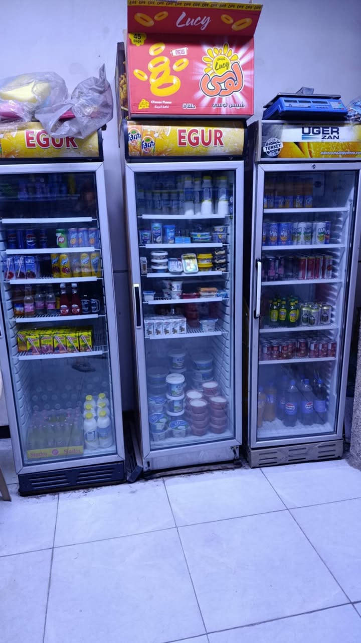 أسواق البيع مكان بغداد حي العامل قرب جامع السامرائي جاهز من كلشي يحتوي على 2 مجمدات و 3 عوارض الشراي يتصل ***********
