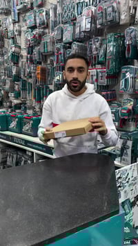 ماكينة صنفرة • ٩ بوصه • ١٠٥٠ وات