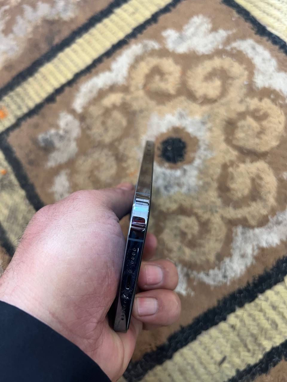 السلام عليكم 13برو ماكس كفاله جهاز بطارية 92اصل ***********
