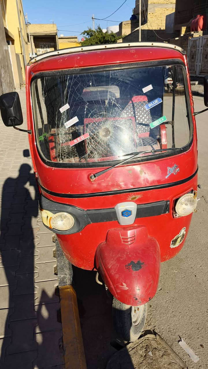 السلام عليكم تكتك للبيع المكان كوت اوراق السعر مليونين وبيهة مجال الستفسار على الرقم ‏‏‪***********‬‏
