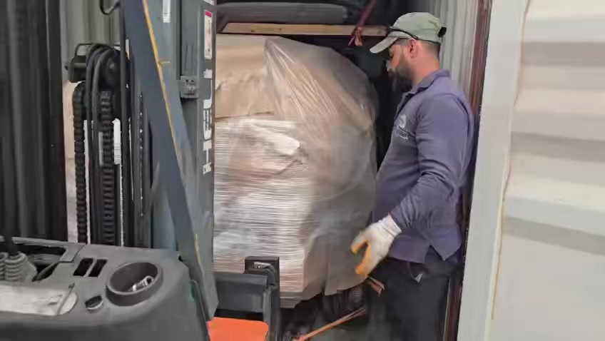 يا الله  سياره كونا   كوري مودل 24
مفوله. سياره بلادي محرك دوش تيربو ١٨٠٠
مكان بسمايه قريه عشره 

***********
