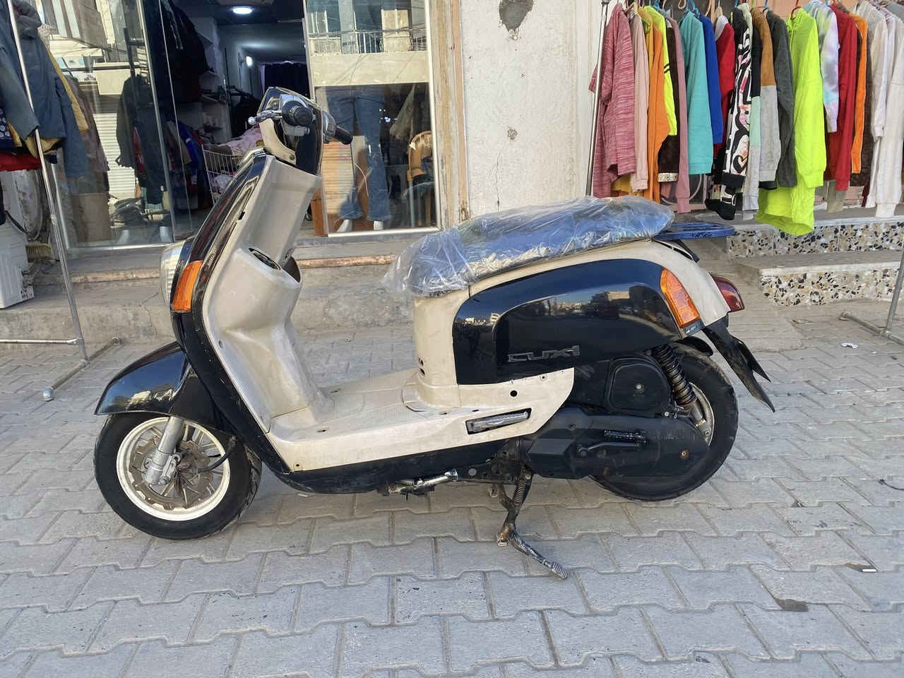 سلام عليكم بوليس البيع مكاني كربلاء سعره ٦٥٠ وبيه مجال *********** بيه ويل بلادي رياضي ودبل امامي رياضي وسلف ٥٥  وترتيبات
