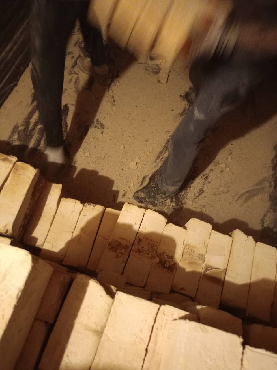 سلام عليكم طابوك طابوه عل مكلاب ***********
