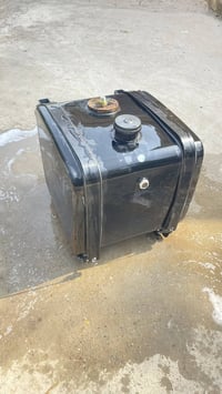 تنكي هيدروليك للبيع نضيف 100/1000.        07735638254.     07809964776