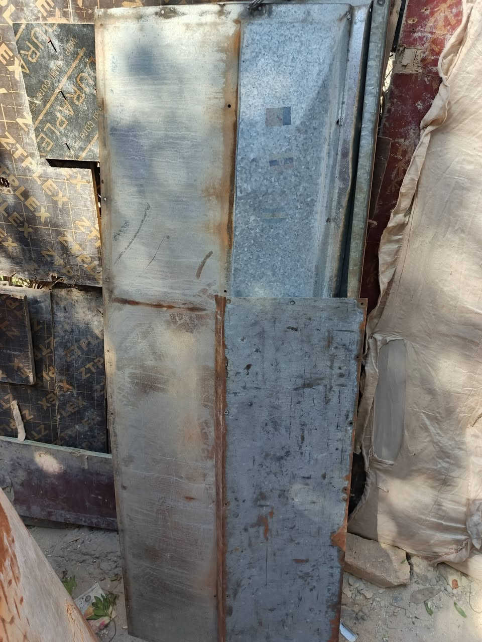 سلام عليكم هاذ تغليف بطي سلطان نضيف هاذ رقمي وبخدمت الشراي ***********
