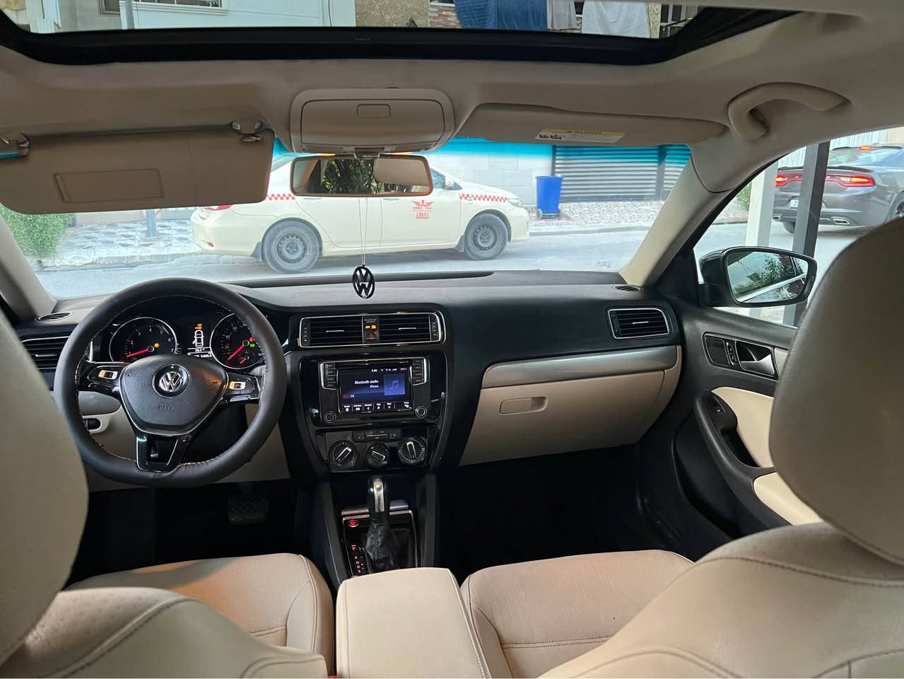 جيتا. ٢٠١٧.  مكينه. ١٤ توربو.  
فول موا سفات.  
سلايد 
بسمه
راداري. ئا وينه.  دواوه
كوشين جلدو. هيته ر. ناو. زرد
ويلكه پ تاي. نويه
لايت. ليد
سبوخ.  بونيتو. جاملخ.  به س كميك. بتاني. تعديله.  
شانسي. راديته.   هه موي. بيلاديه
ته زري. هيه.   ٣ شويني.  تعديله
سياره. كه. جايزه.    گير. مكينه.   تبريد.   تقو. ره قه. بشرت
***********
700$ غرامي. لسره
تازه.  هه زو. فحسي. بو. كرايه أربيل, العراق
