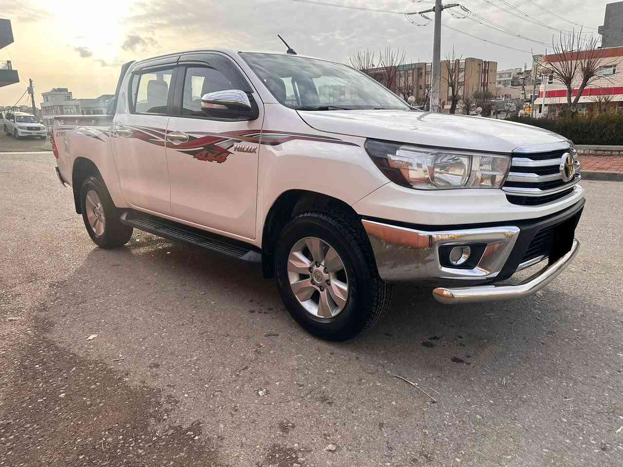 .
سلام عليكم 🫡 
تويوتا فورويل 2016 سعودي اوتوماتيك 
ماشاءالله اخت زيرو مكفولة كفالة عامة✅
دعامي للدعامي مكفول بدون صبغ و بارد 
تخم تاير جديد و ماشيه 85 الف حقيقي✅
گيرو محرك برغي مامفتوح 
رقم سليمانية راسا تحويل✅
گير اوتو و دبل اكسل سعودي فول
مكان سيارة داخل سليمانية 
260$ مجال 
***********
