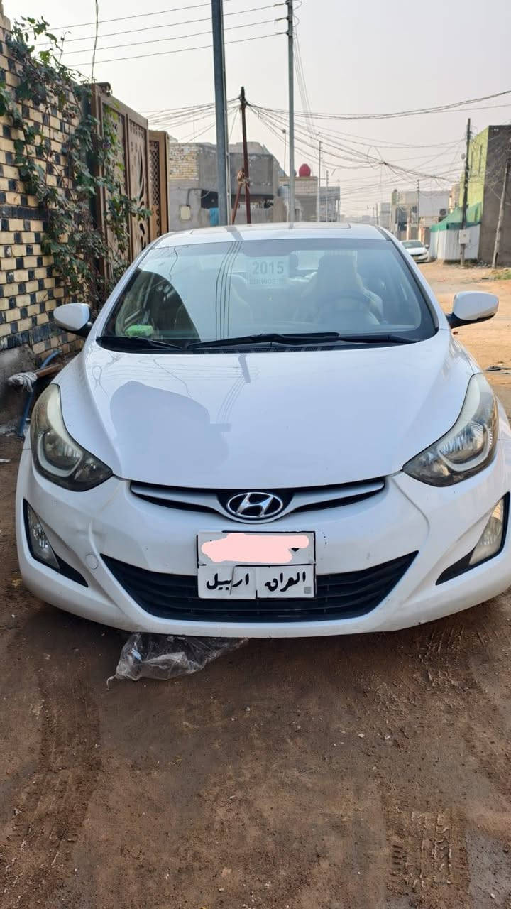 سلام عليكم .النترا 2015 ابيض مرتبة مال جناي
رقم ألماني 

السيارة جاهزة من كلشي 
مكينه 1800 
ماشية 215 
بيها باب خلفي ملعوب ببراغيها
وبيها بارد شوي بالداير الورة
فول مواصفات عدا البصمه
رقم التلفون  ***********
سعر 128 ورقة وبيها مجال قليل للطيبين
