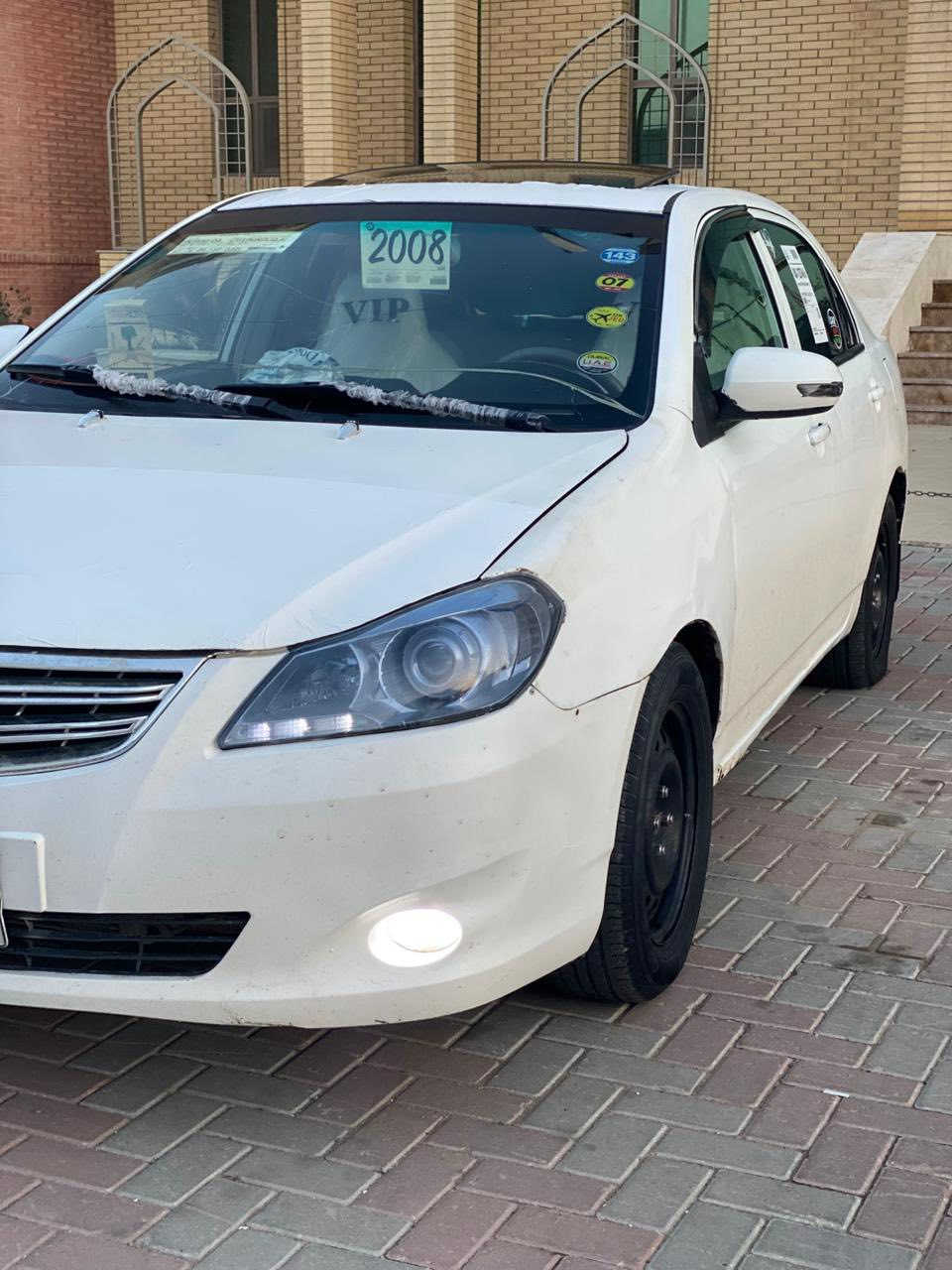 للبيع 
بي وأي دي 
موديل 2013
رقم بغداد الماني
محرك كير شرط 
تخم تاير جديد
كهربائيات كلها شغاله 
مسجل شاشه 
بصمه 
سلايت 
السياره جاهزه ماناقصها شي مكان السياره تكريت الاستفسار اتصل على الرقم 
0780 031 0364
