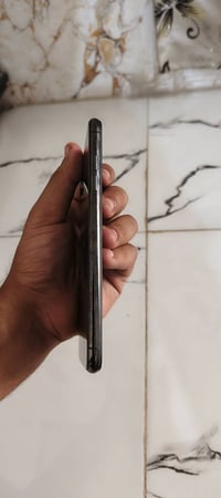 آيفون XS ماكس • ٥١٢ • ظهر مفطور
