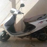 دراجة فراشة شغالة وكاملة للبيع السعر(( ٣٠٠ )) مستعجل على بيعها  متوفر ...