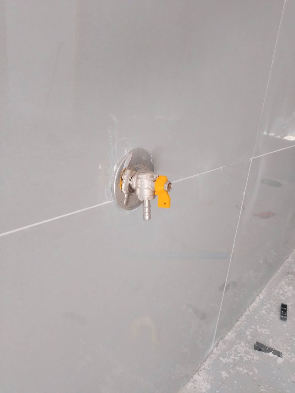 جزء من اعمالنا 
تشطيب 
كرار الزاملي للتأسيسات الصحية 
***********
