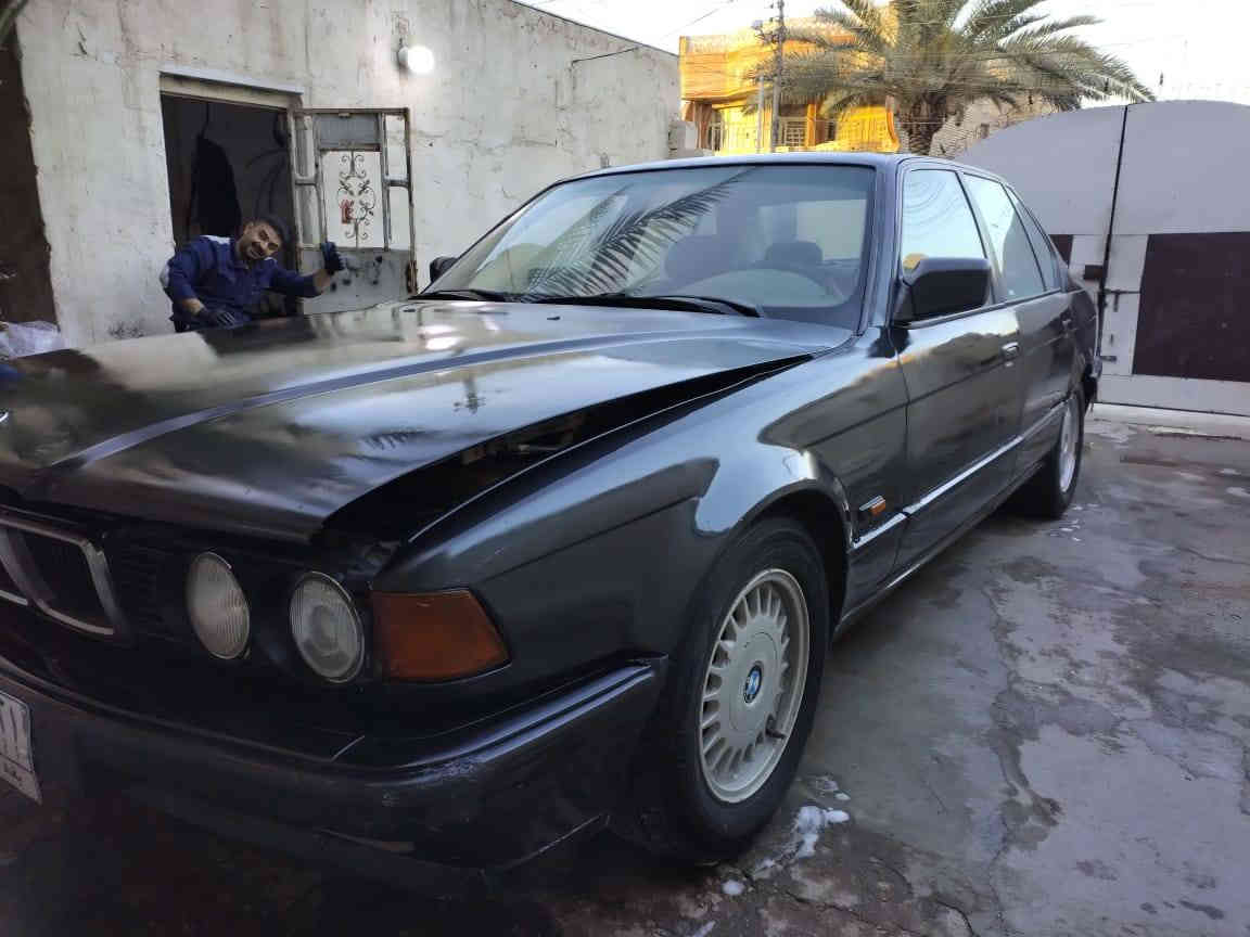 بي ام دبليو اسود كذابي موديل 1991 بغداد حجم 730 محرك 35   داخل اسود جلد دبل جكمجة دبل ايرباك تدفئة تبريد كهربائيات جاهز السعر /50$$ ورقة //***********//
