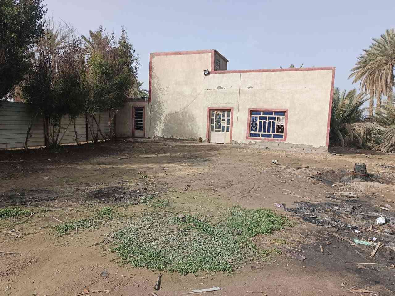 سلام عليكم  بيت في بابل ناحيه الدبله منطقه هوي الشام مساحته دونم
للستفسار ***********
