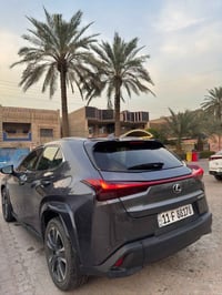 Lexus ux 300h سياره وارد امريكي للبيع موديل 2025  السياره ماشيه 740mi ...