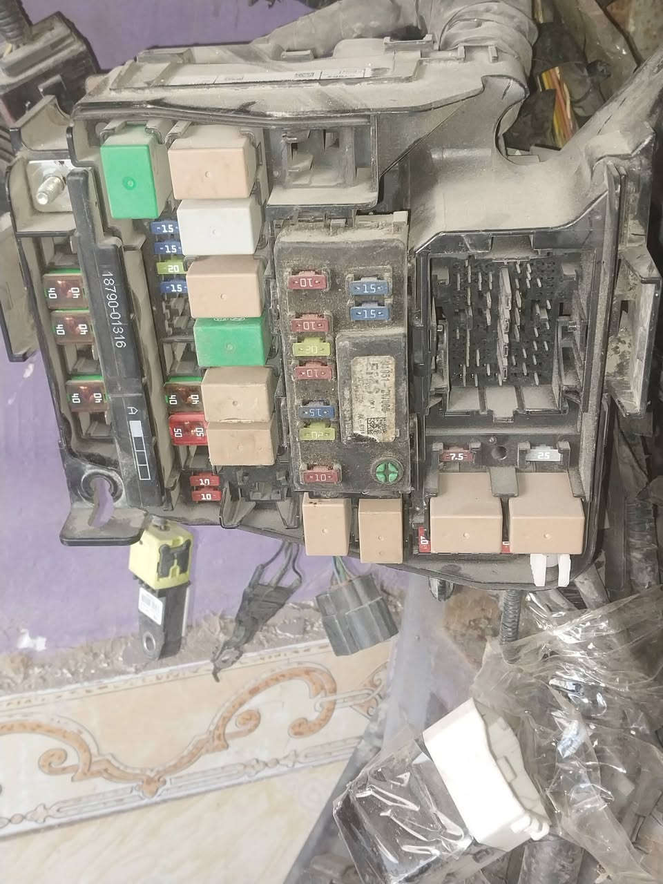 السلام عليكم خوان ضفاير وارد امريكي مهافي سنتافي النتره مضلع اوبتيما سوناته اكسنت فورتي + قاعده فيتبم جمله فقط واتساب ***********
