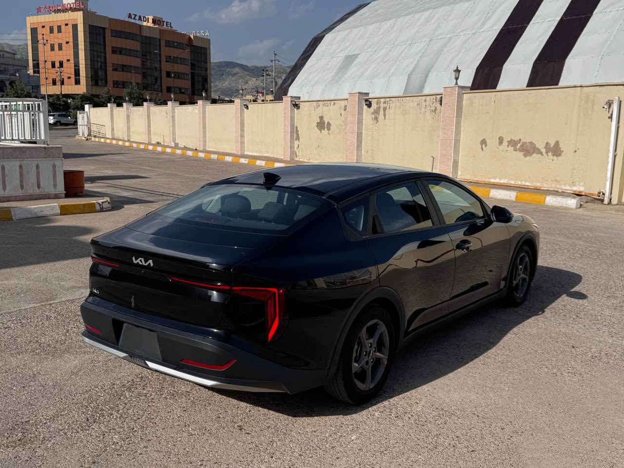 كياK4 موديل 2026 بوند صبخ بدون دواخل ارباك سترين مواصفات نص فول ويل كروم بصمه شغال كاميره رادار امامي رادار خلفي حياسات امامي خلفي سياره ماشيه14 mil سعر 130 مجال بسيط رقم واتساب *********** اكر, نينوى
