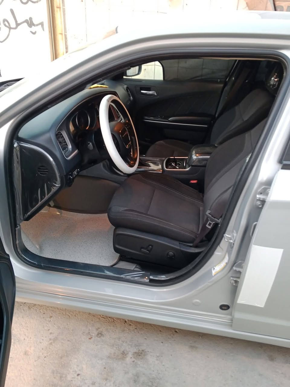 السلام عليكم
جارجر موديل ٢٠٢٢ اصل رقم بغداد بسمي تحويل مباشر
كير مكينه حداديه تخم تاير جاهزه ع داير مليم
ماشيه ٨١ كيلو
مصبوغه عام
كفاله من الكص والعيب الشرعي وسواصي كفاله
السعر ١٨٥
مكان حله
***********
