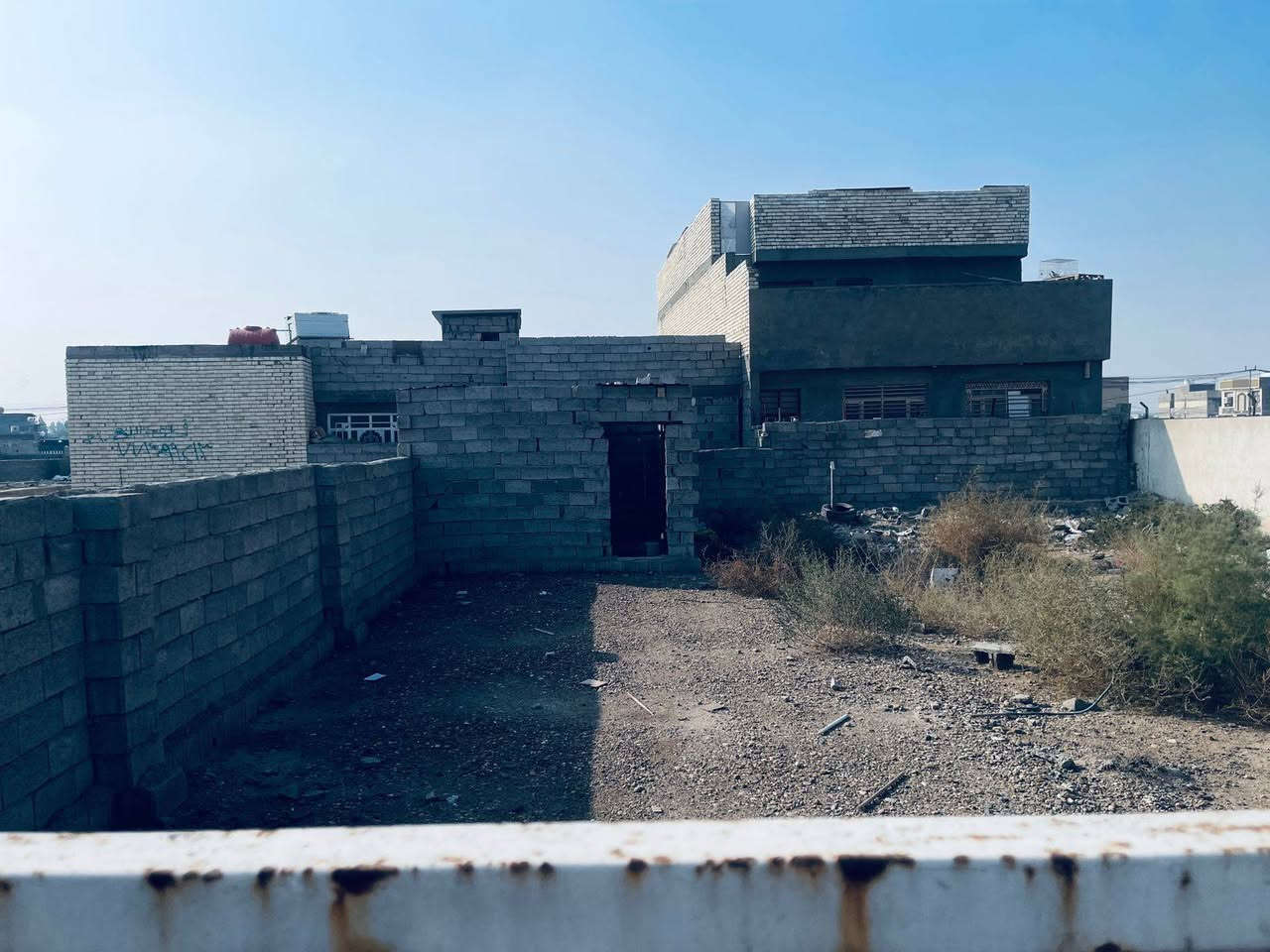 السلام عليكم قطعه ارض  للبيع 300متر الزعفرانية شارع الكهرباء خلف ملعب علي حيال مولده ابو ثائر 

اتصال ***********
***********
