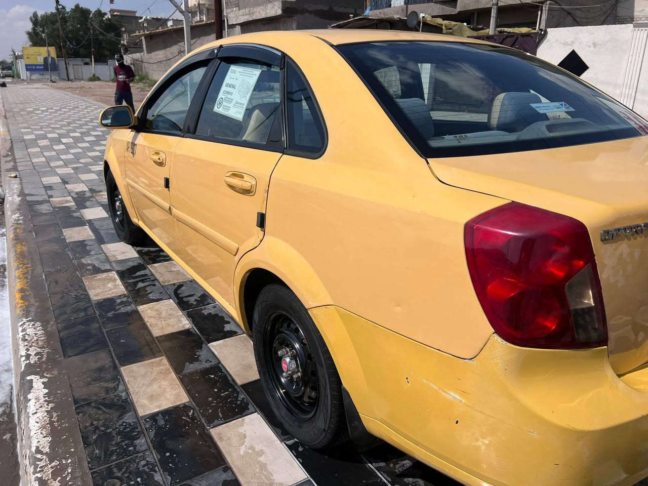 اوبترا (2012)
سياره جاهزه من كلشي 
تخم تاير كير مكينه كله جديد
ضربه  جاملغ ليمنه بدون دواخل 
كير عاري 
مكاني (بغداد الزعفرانيه )
سعر(٥٨)
تلفون ( ***********)
