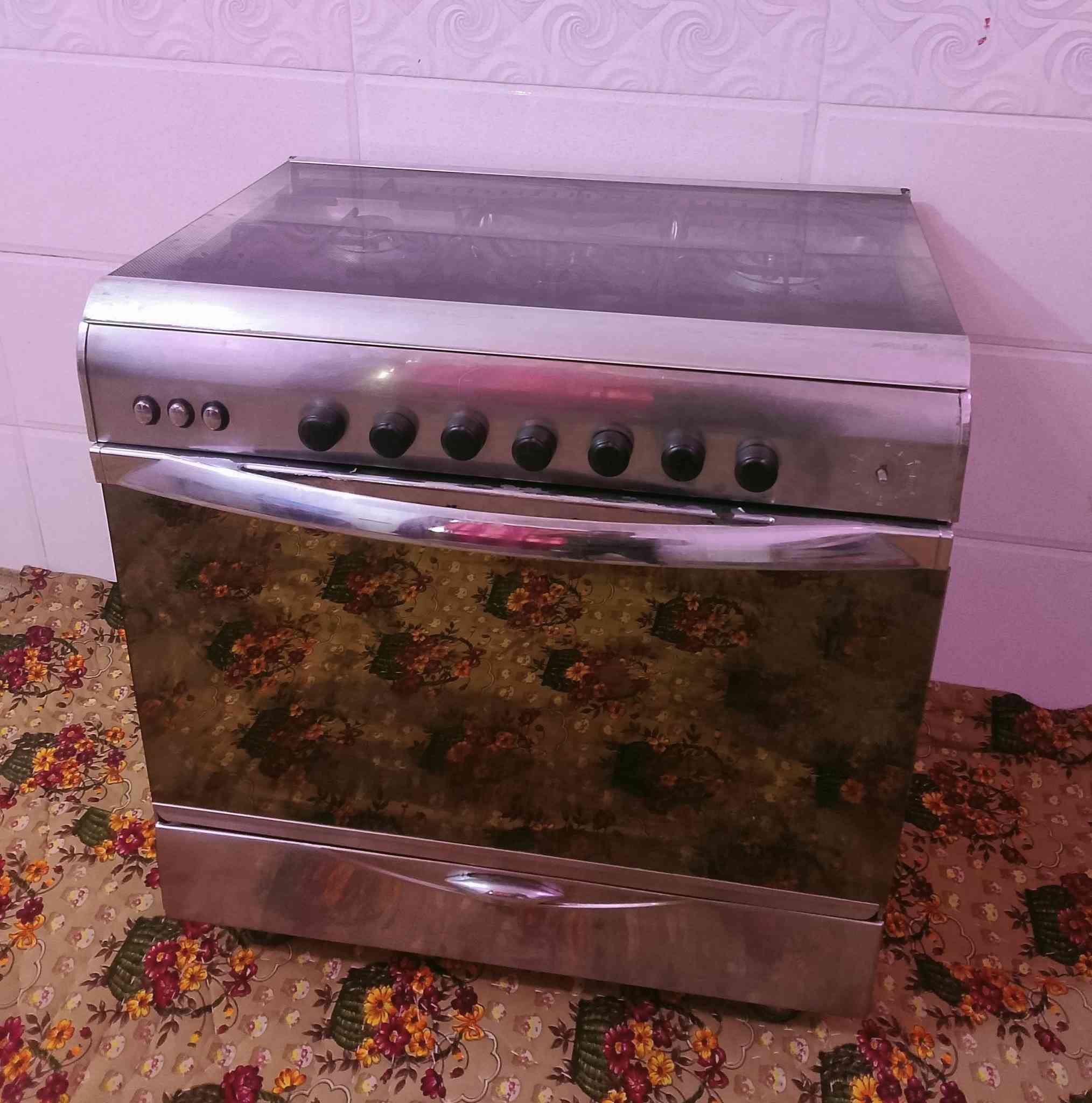 طباخ استيل مصري مال بيت نضيف كلش كله شغال ناره زركه عاليه فرنه فوك وجوه مابيه اي نقص


**إذا كنت صاحب هذا الإعلان وتريد حذفه لأي سبب، رجاءا أرسل رسالة إلى الدعم الفني**