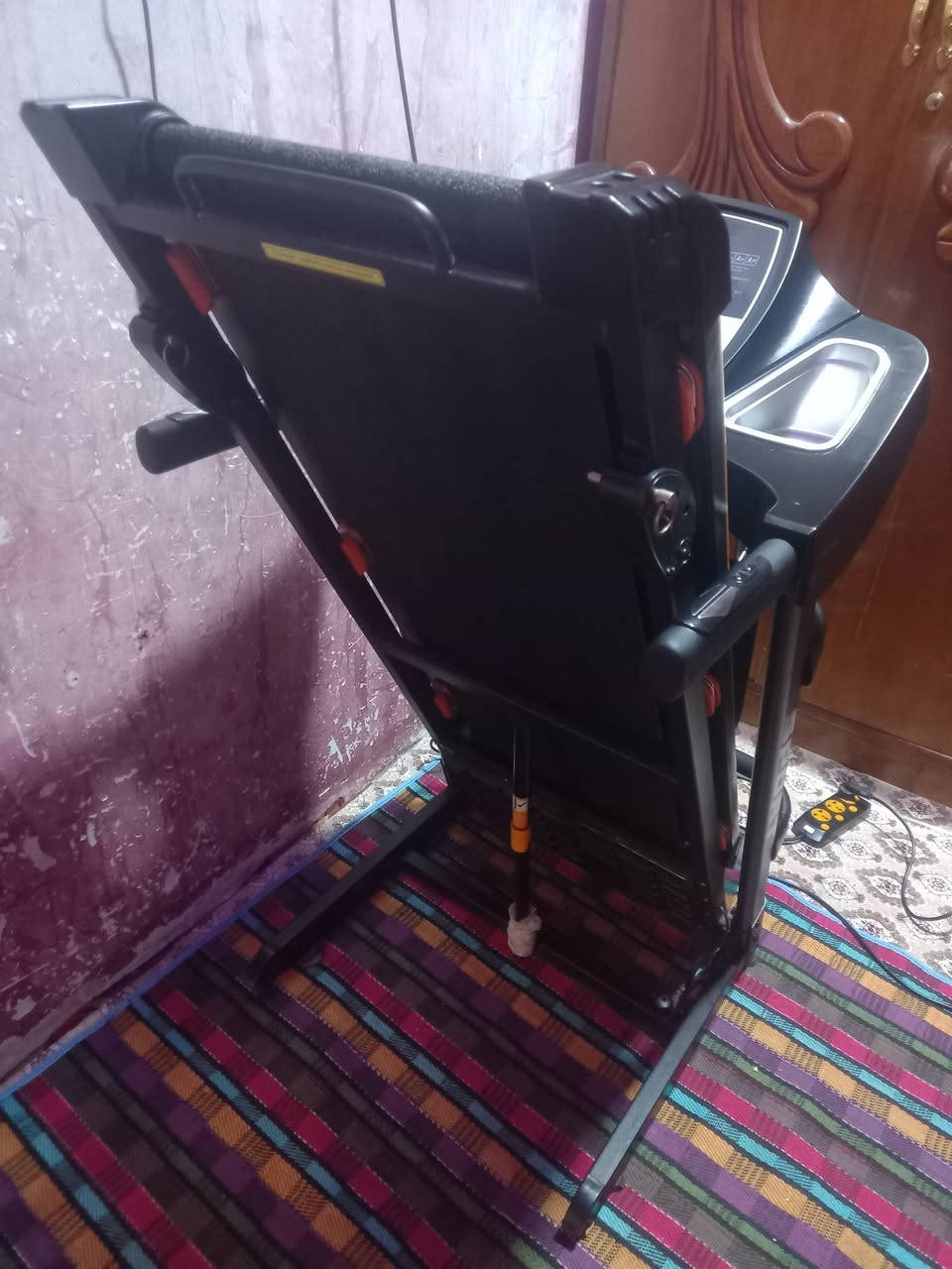 جهاز جري مستخدم كلش قليل يتحمل وزن 120كيلووكثر بي جهاز خواصرومذوب الدهون بي جهاز نبض القلب بي سماعات بي تحكم سرعه وكلشي شغال السعر 200الف نهايته  عنواني البصره


**إذا كنت صاحب هذا الإعلان وتريد حذفه لأي سبب، رجاءا أرسل رسالة إلى الدعم الفني**