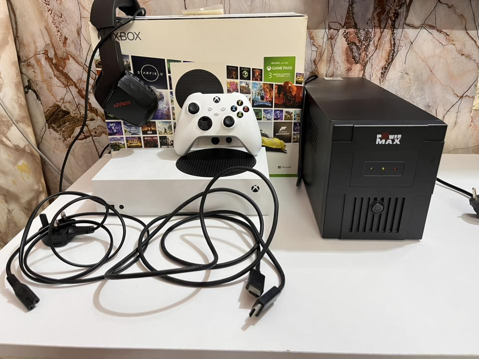سلام عليكم
Xbox series s اصدار سنة 2023  

المساحة:512G

النظافة:100% على ايدي جهاز كلش نظيف ما مفتوح ولا مبدل بيه اي قطعة وكامل ملحقاته وياه اصلية مال شركة الام

يجي وياه ups بسعة 1500V وسماعة ممتازة

الالعاب المملوكة من غير كيم باس

1-ريد ديد 2

2-كود 16 مودرن وارفير

3-ارك رايدرز

4-فيفا 26

5-حساب كيم باس لمدة اسبوعين من وقت نشر المنشور

حساب التمت تيم فيفا فول التشكيلة وكلشي جاهز تدخل تلعب اغلب الالعاب مختمة وياه

السعر كلش مناسب على الغراض الي تجي وياه 

500 وبيه مجال للجاد
الموقع:بغداد-حي القاهرة
الرقم:***********
